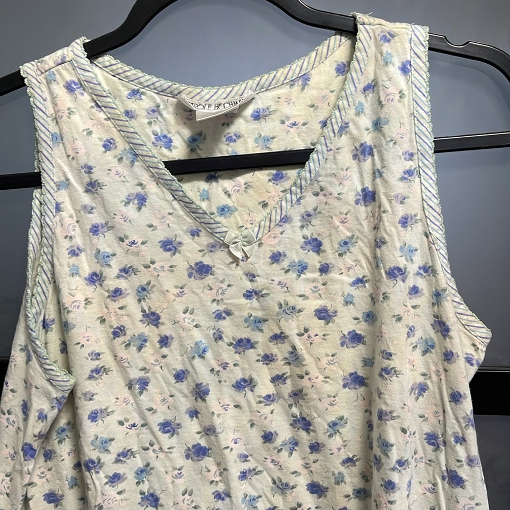 Carol Hochman Blue floral Sleeveless Night Gown Medium